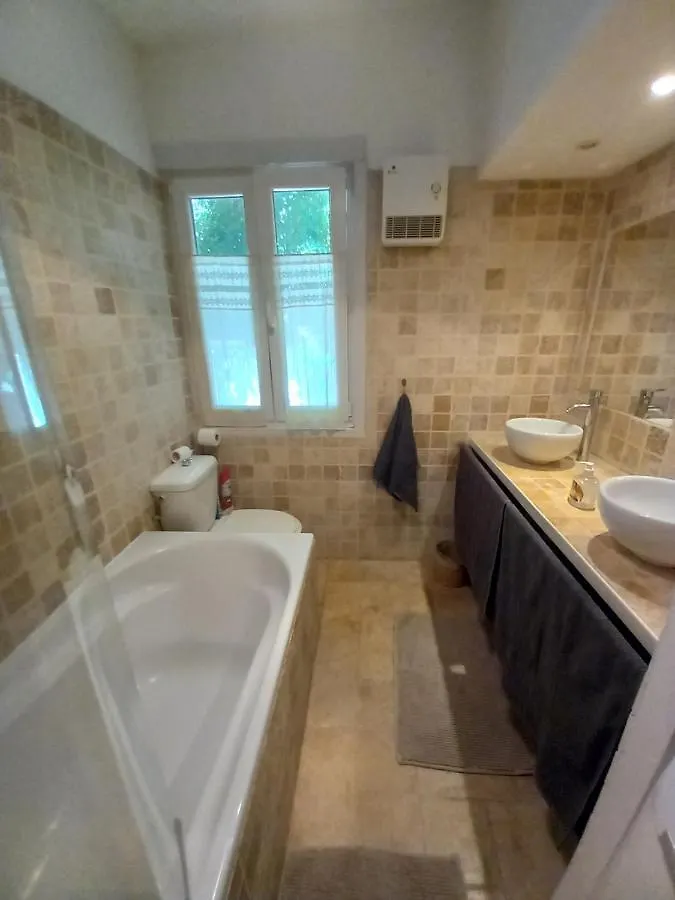 Apartament Le Jardin De Sabine Éguilles 0*,  Francja