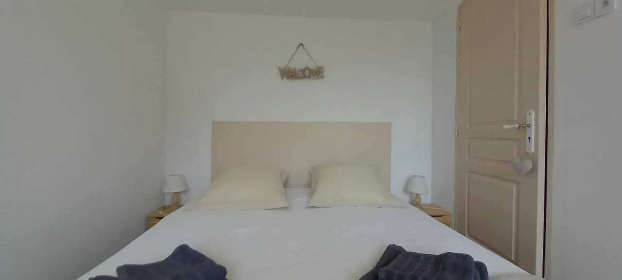Le Jardin De Sabine Apartment Eguilles Homestay