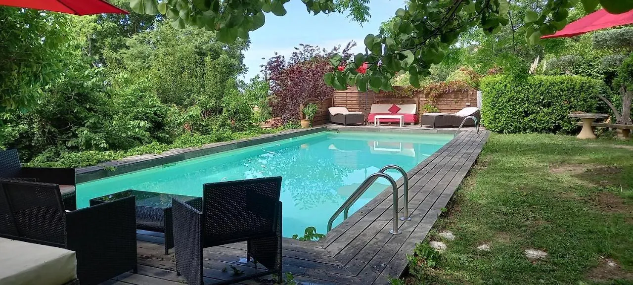 Homestay Le Jardin De Sabine Apartment Eguilles