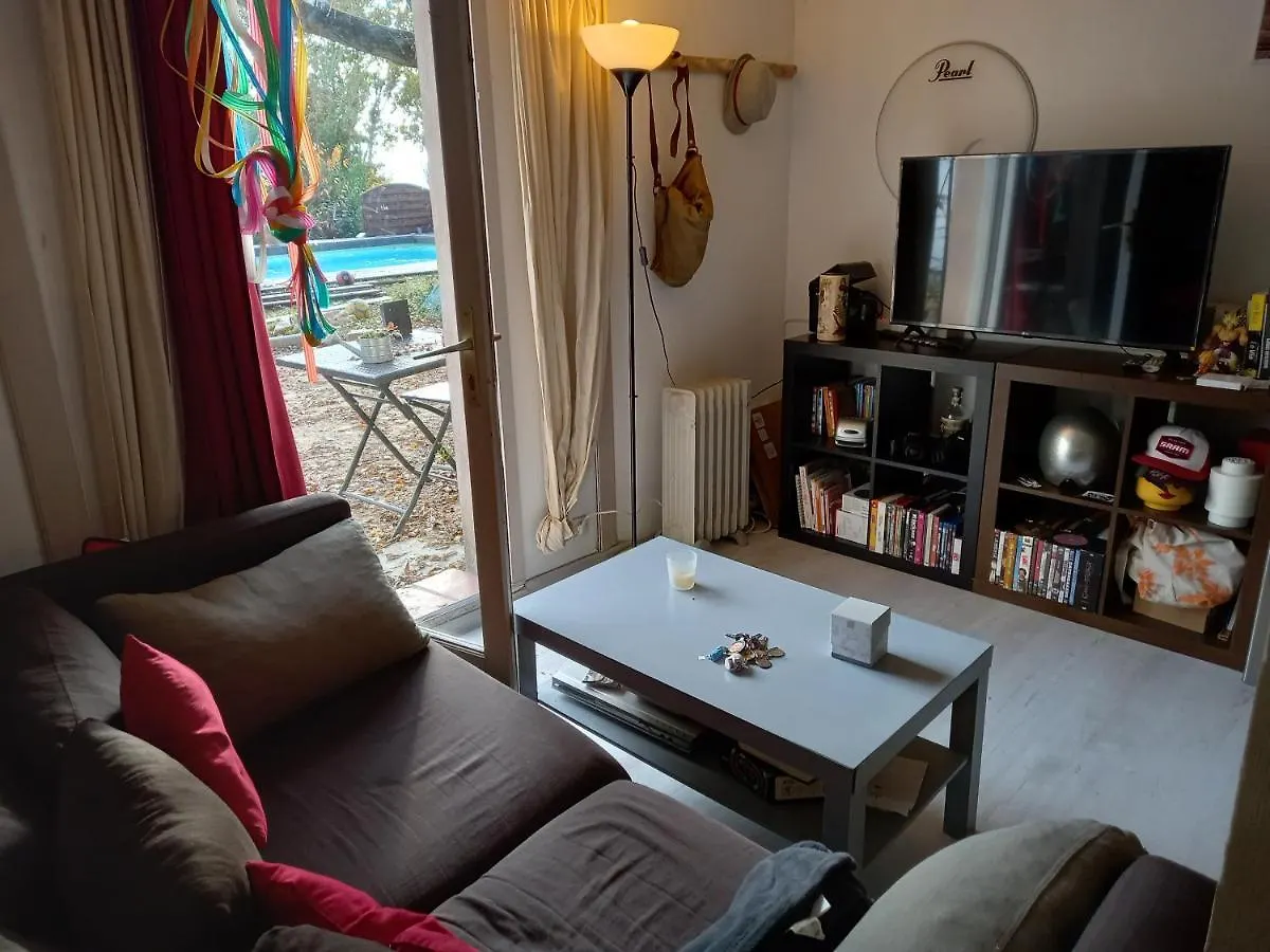 Homestay Le Jardin De Sabine Apartment Eguilles France