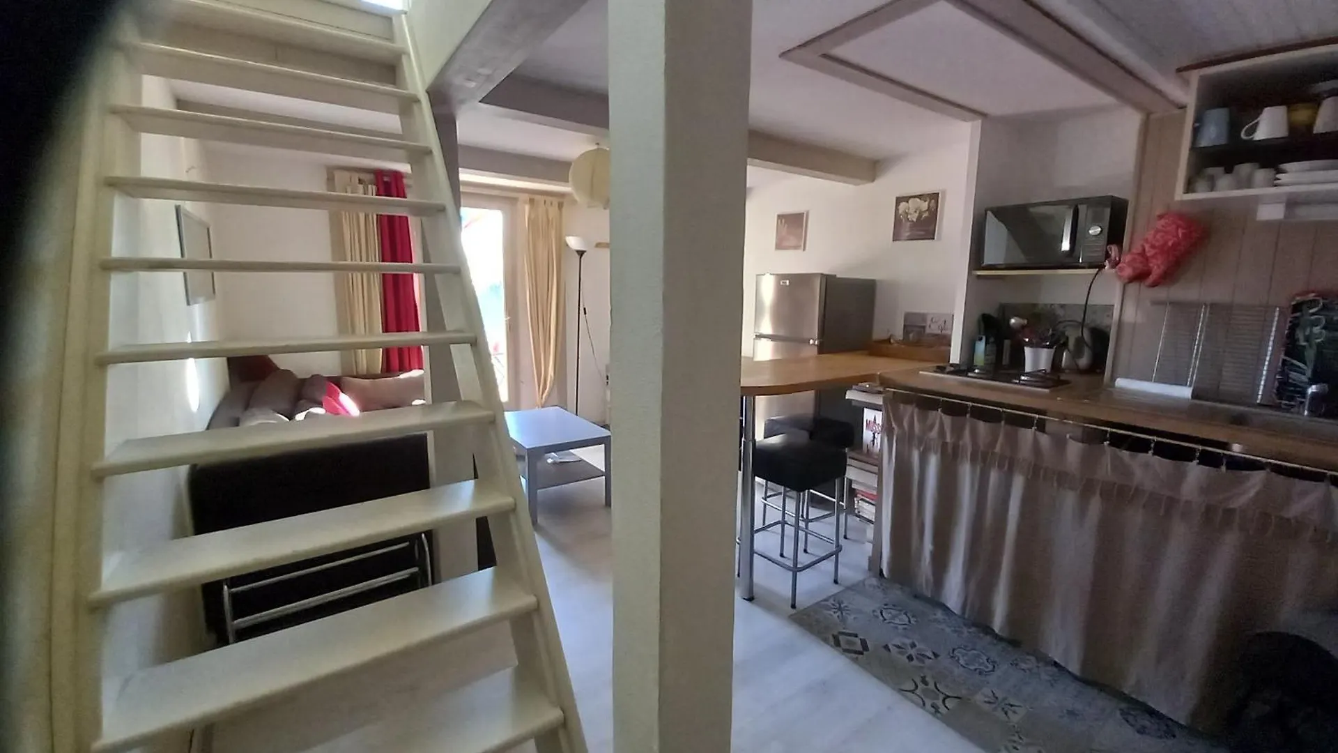 Le Jardin De Sabine Apartment Eguilles 0*,  France